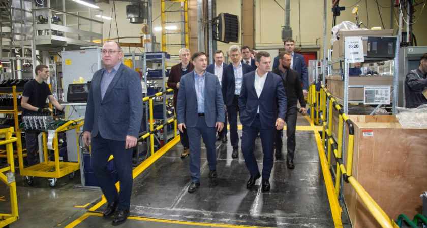 Российские грузовики откажутся от китайских двигателей:  «КАМАЗ» и НГА договорились о кооперации