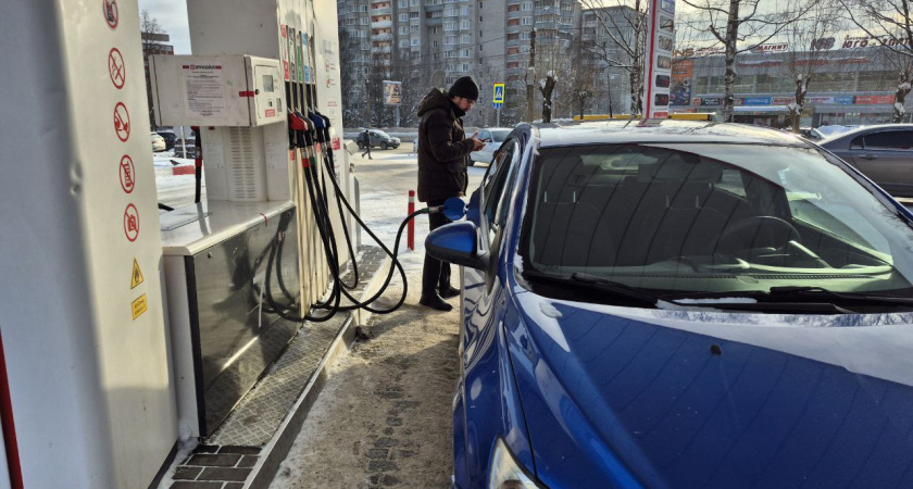 В Татарстане за неделю подскочили цены на все виды бензина и дизель