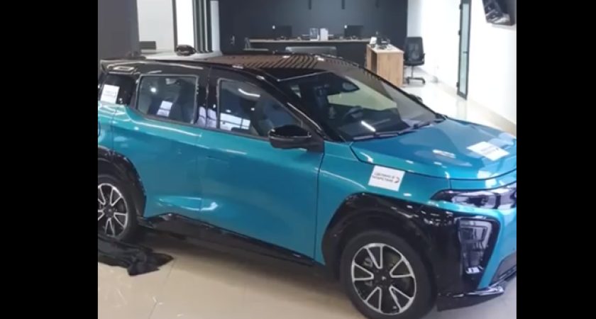 Глава Нижнекамска оценил челнинский электромобиль «Атом» и заявил о планах продвигать его в городе