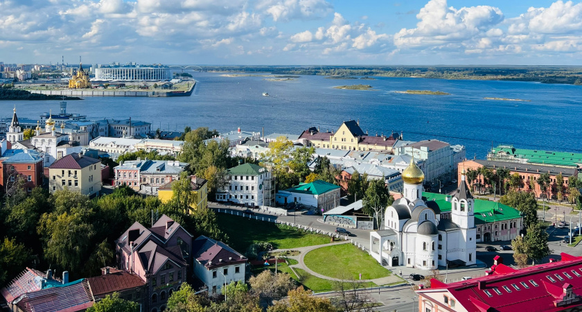 Дешевое жилье, спокойный ритм и дефицит кадров сделали этот город магнитом для переезда россиян