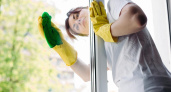 На окнах ни пылинки, ни пятнышка: сверкают чистотой недели напролет - трюк, который используют мойщики окон