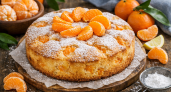 Пока сезон, пеку "Зимнюю шарлотку" с мандаринами: нужно всего 4 ингредиента и 30 минут времени