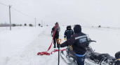 Под Казанью спасатели пришли на помощь двум мужчинам на снегоходе​