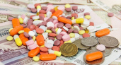 Между лекарствами и деньгами почти 65% льготников выбирают последнее