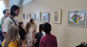 В Челнах проходит дебютная выставка 7-летней художницы (фото)