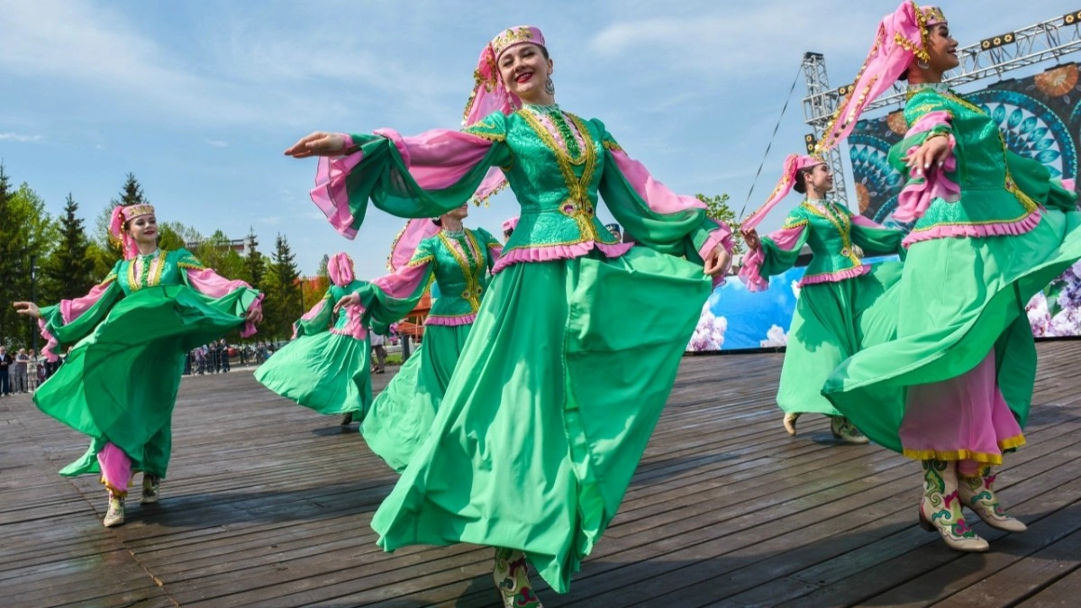 В мэрии назвали пять площадок, где челнинцы встретят Первомай