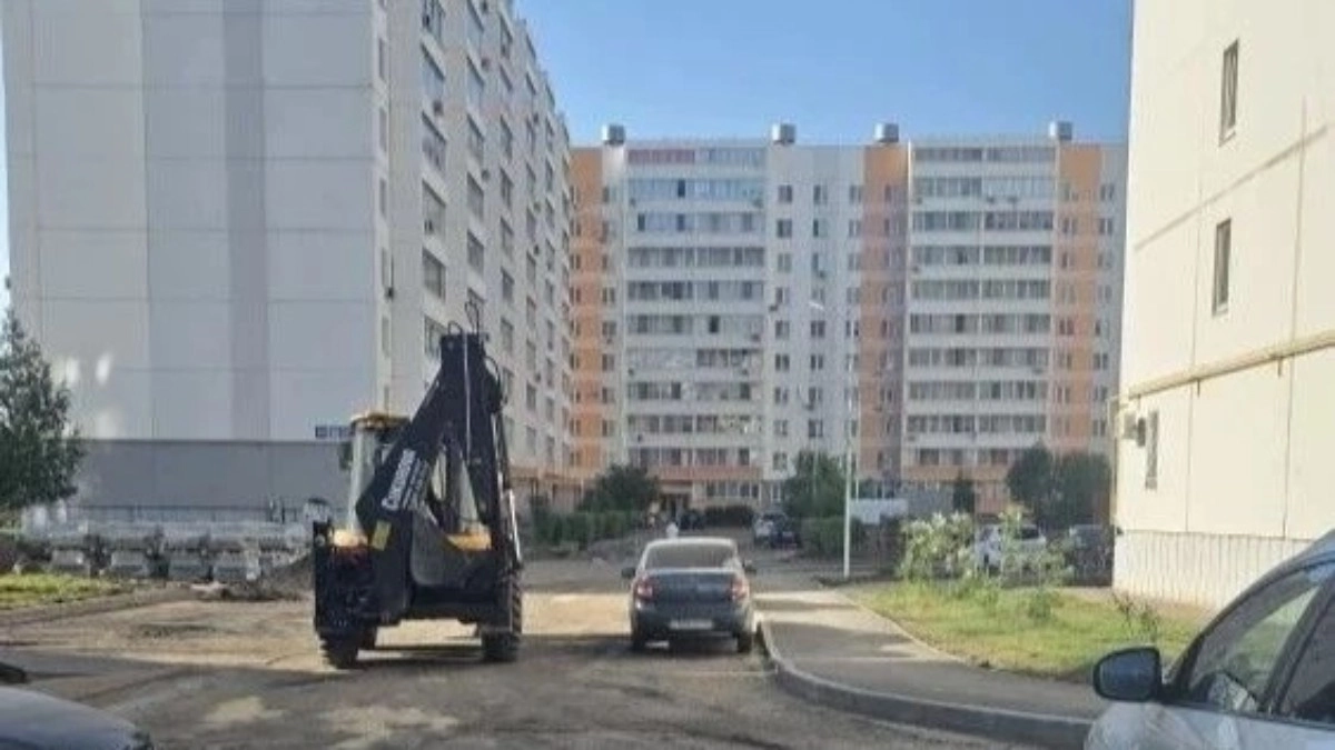 В трех дворах Автозаводского района в Челнах идет благоустройство