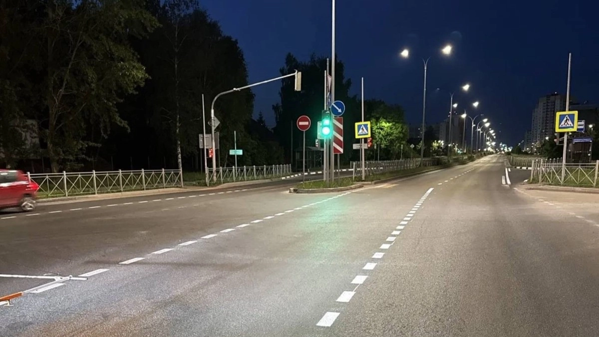 В Челнах дорожники начали обновлять разметку в центре города