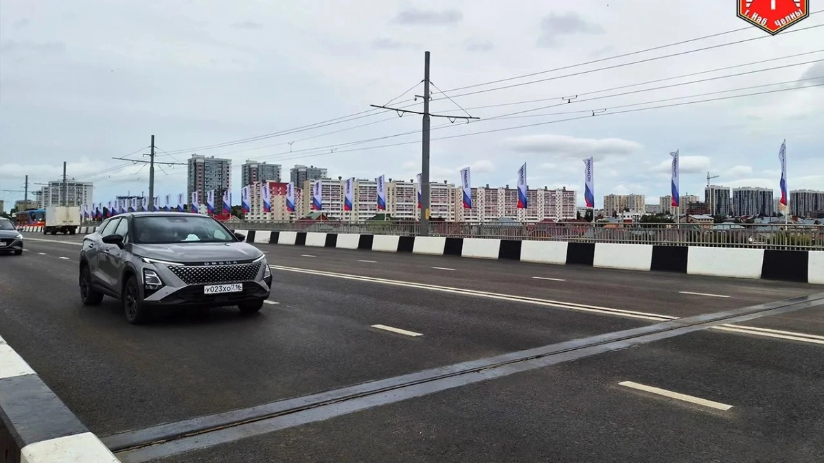 В Набережных Челнах открыли часть Центрального моста после ремонта