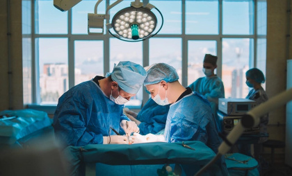 Врачи БСМП Челнов спасли мужчину с проникающим ранением сердца после ДТП